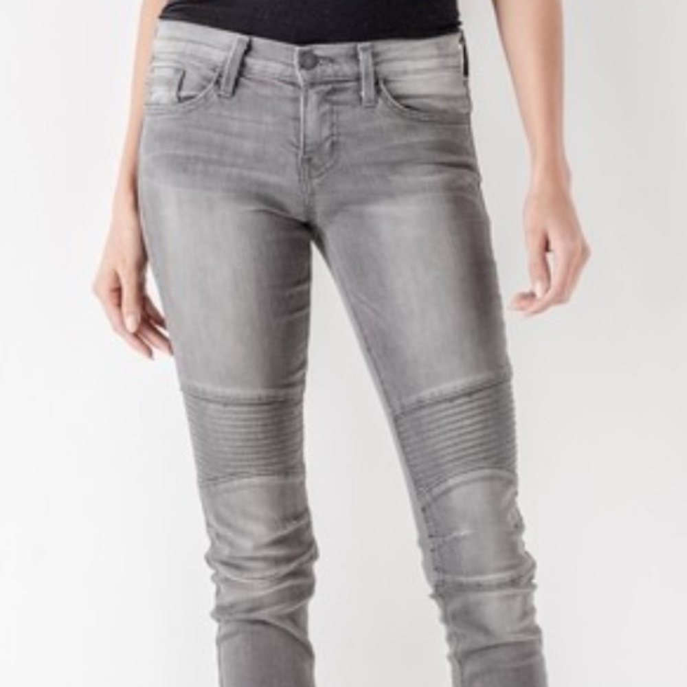 FLYING MONKEY Moto Style Skinny Jean.